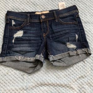 Short marca HOLLISTER